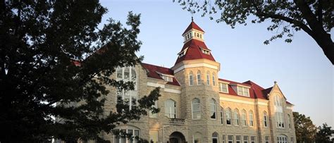 78 Bachelors degrees in Spanish (2025)