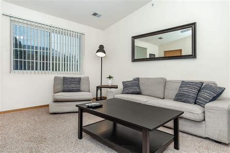 Hunter Star Properties in DeKalb, IL - Photo Gallery