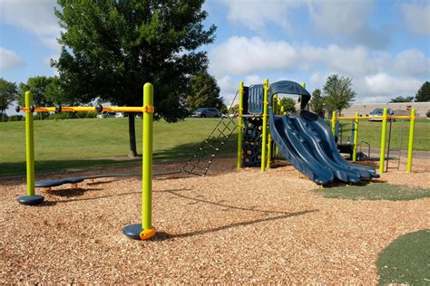 Maple Grove-Weaver Lake Elementary School