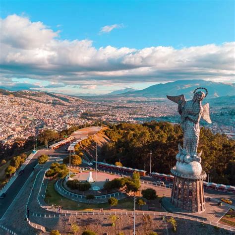 Quito Elevation: How High is Quito Ecuador? Symptoms - IncaRail Blog