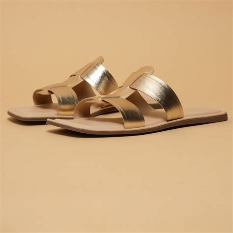 Eridani Rey Interlock Flats For Women - Slip on Flats, Square Toe Flats ...