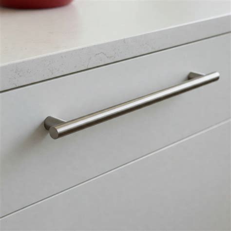10 Stunning Modern Kitchen Cabinet Pulls That Will Transform Your Space ...