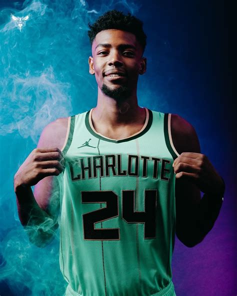 Charlotte Hornets 2024-2025 City Jersey