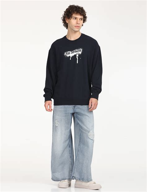 Men's Solid Navy Crew Neck Sweatshirt – Levis India Store