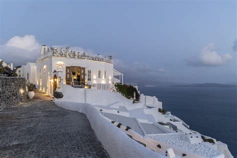 Review: MIA's Restaurant, Santorini - Good Food Middle East