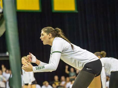 Owning the net: Alicia Andrew finds role, home with Baylor volleyball ...
