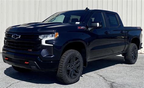 Chevy Silverado 1500 LT Z71 Trail Boss in 2023 | Chevy trucks, Chevrolet trucks, Chevy silverado ...