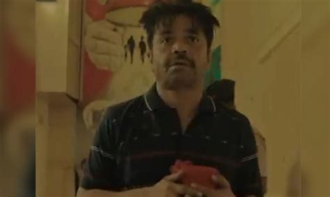 Rajpal Yadav unveils intriguing trailer of 'Kaam Chalu Hai'