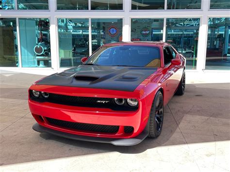 2016 Dodge Challenger SRT Hellcat | American Muscle CarZ