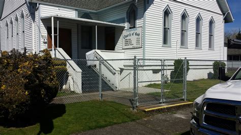 Afbeeldingsresultaten voor chain link fence