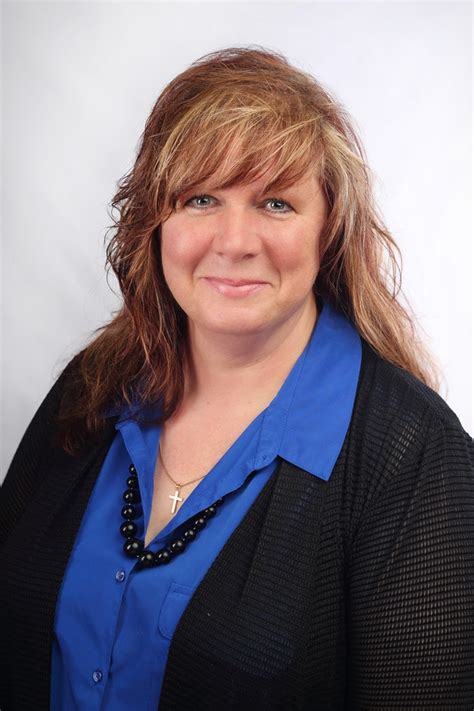 Lorrie Raymond | Real Estate Agent in Steubenville, OH - Homes.com