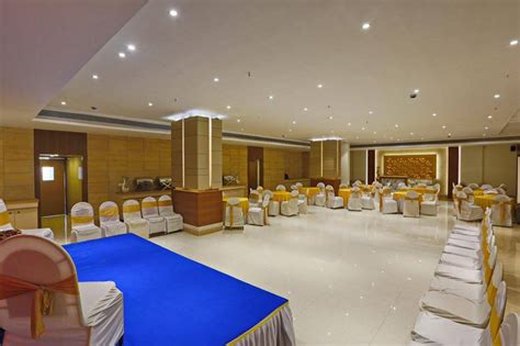 Brijwasi Palace Hall - Venue - Goregaon - Weddingwire.in