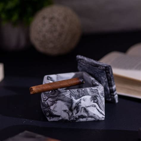 Best Outdoor Ashtrays India | Weatherproof Concrete Ashtrays Online – Greyt