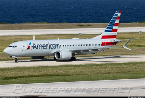 N335RT American Airlines Boeing 737-8 MAX Photo by Wolfgang Kaiser | ID ...