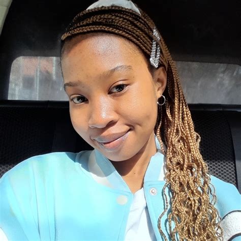 Nomusa - Maths teacher - ₹702/h