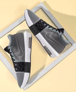 NIKE LeBron Witness 8 EP Basketball Shoes For Men - Buy NIKE LeBron ...