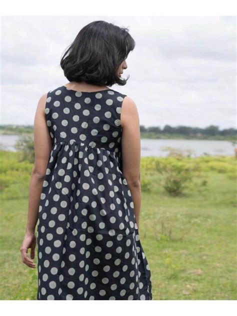 Polka maxi dress | Buy black maxi dress online | Kalpané