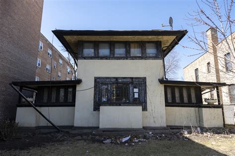 Illinois' most endangered buildings list includes Bernie Mac's high school, a Frank Lloyd Wright ...