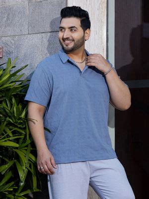 Buy Instafab Plus Men Powder Blue Veined-Tactile Polo T-Shirt (3XL) Online