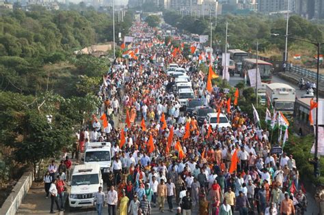 Uddhav Thackeray Leads Massive Protest Against Adani In Dharavi ...