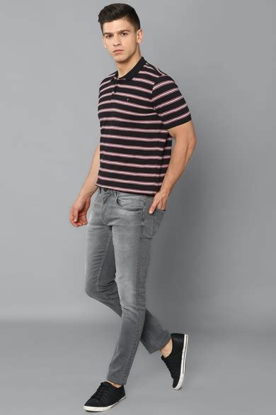 Buy Men Black Stripe Polo Neck T-shirt Online - 726654 | Louis Philippe