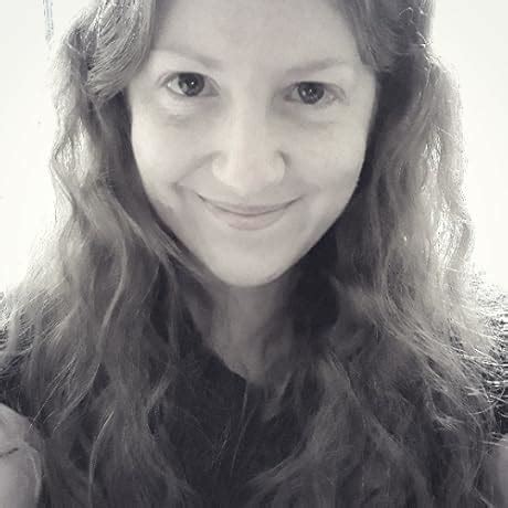 Buy How Reading Changed My Life (Library of Contemporary Thought) Book ...