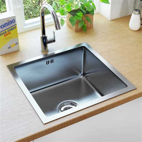 Where is a sink overflow hole placed? - A Quartz Sink