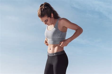 ஒர்க்அவுட் செய்யும்போது அணிய வேண்டிய ஸ்போர்ட்ஸ் பிராக்கள் ...