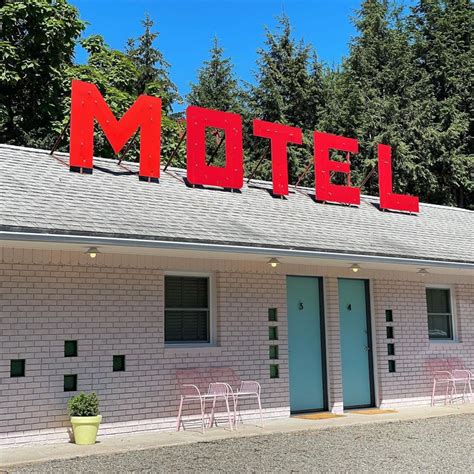 1960s motor lodge in Upstate NY revived to become one of the best ...