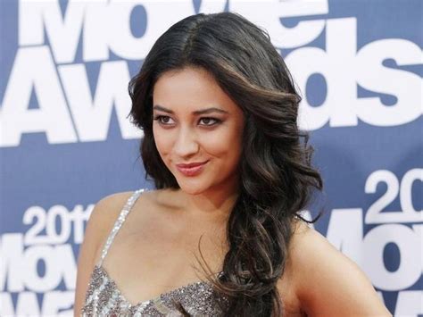 Shay Mitchell confesses she wears diapers!