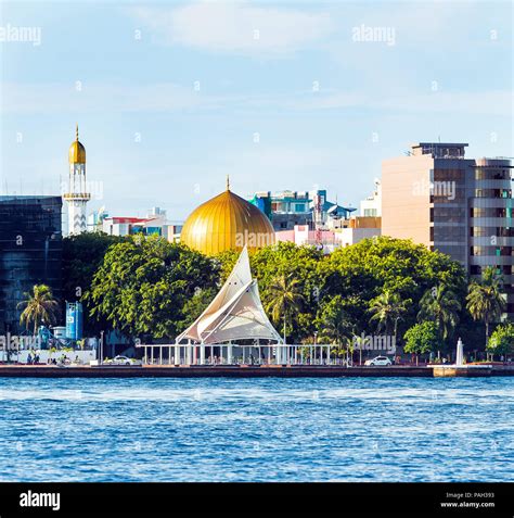 Maldives male island capital city hi-res stock photography and images - Alamy