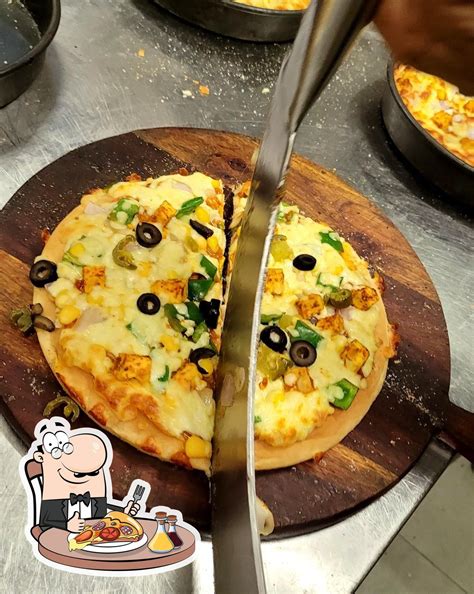 THE INFINITY PIZZA, Vadodara - Restaurant menu, prices and reviews