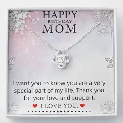 15 Best Birthday Gifts for Mom in India [August, 2024]