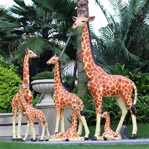 大长颈鹿玻璃钢雕塑园林景观小品户外抽象动物装饰几何面落地摆件_虎窝淘