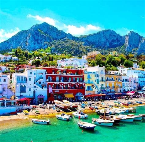 Isle Of Capri Italy Images
