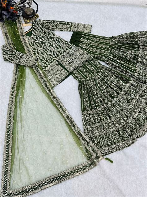 Green Sharara Sets in Georgette With Embroidery Work - Cloth