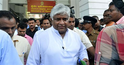 'No point blaming the cricketers': Ranatunga trains his guns on the ...