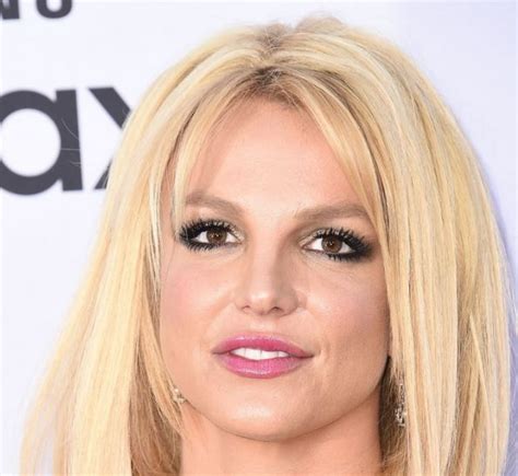 Britney Spears 2021 Net Worth - Justin Tranter Net Worth 2021, Wife ...