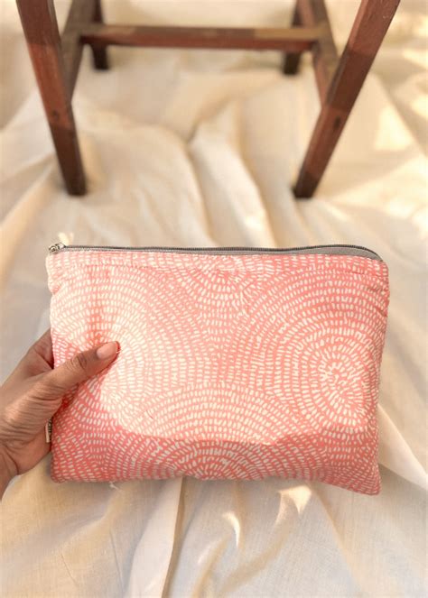 Ekatra Pink Dots Cotton Travel Pouch/Organizer ( Set Of 2 ) – Okhaistore