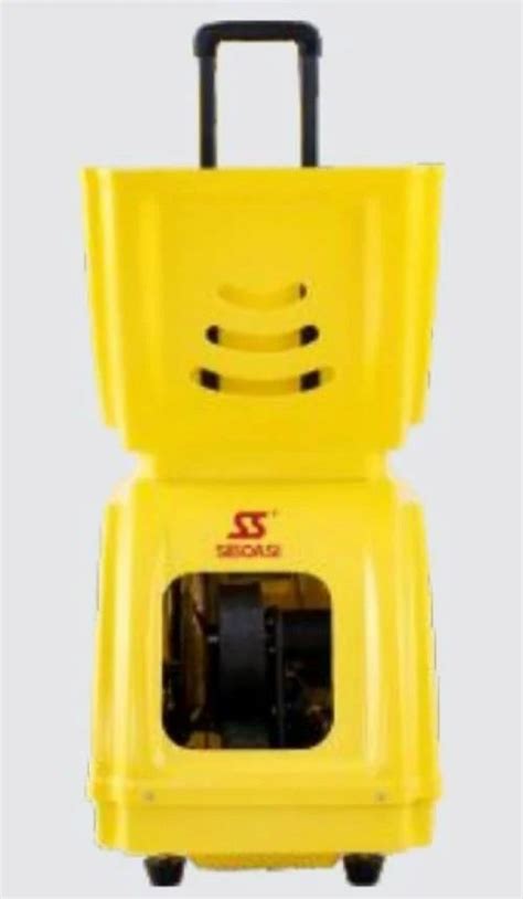 Tennis Ball Machine - Tennis ball training machine Trader - Wholesaler ...