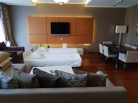 POINT HOTEL BAKU - Hotel Reviews & Photos - Tripadvisor