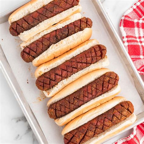 Smoked Hot Dogs - grillonadime.com