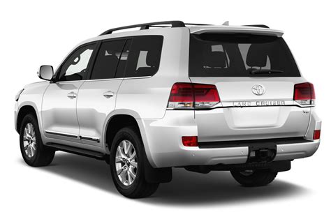 2016 Toyota Land Cruiser Updated with New Transmission, Revised Look