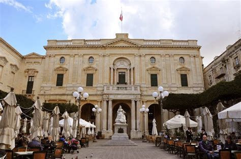 25 Libraries Every Voracious Reader Must Absolutely Visit