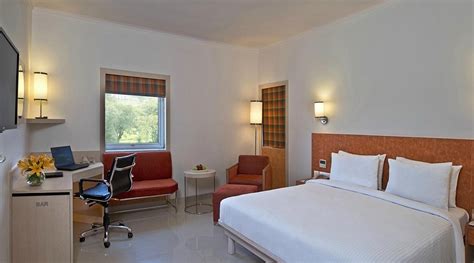 NIRWANA HOMETEL - A SAROVAR HOTEL, JAIPUR (Rajasthan) - Hotel Reviews ...