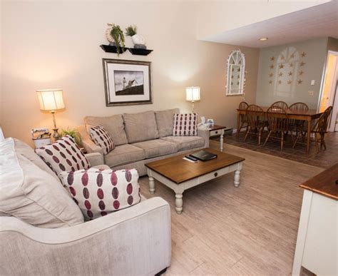 ELMWOOD RESORT HOTEL (Wells) - Hotel Reviews, Photos, Rate Comparison ...