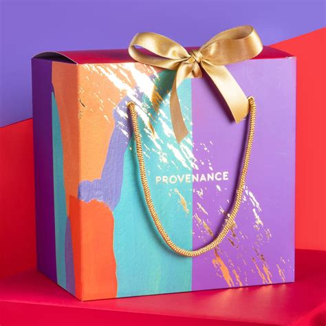 PROVENANCE FESTIVE BOX - SMALL – Provenance Gifts