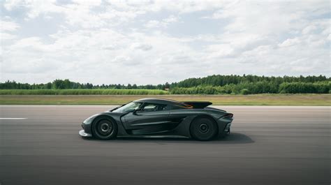 Koenigsegg Destroys its own 0-400-0 Record with Jesko Absolut!