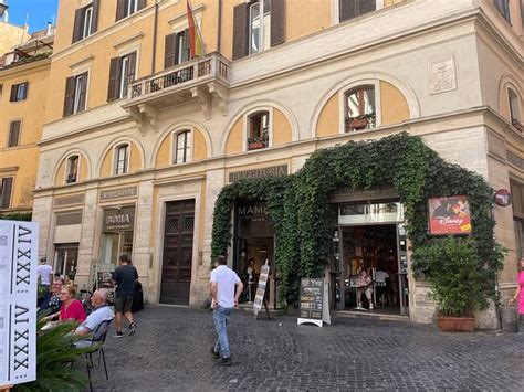NAVONAMYHOME (Rome) - 2026 Guesthouse Reviews, Photos, Rate Comparison ...
