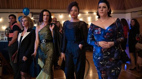 'Yellowjackets' finale recap: Season 1, Episode 10, 'Sic Transit Gloria ...